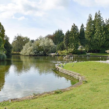 Villa Holy Waters Staveley  Esterno foto